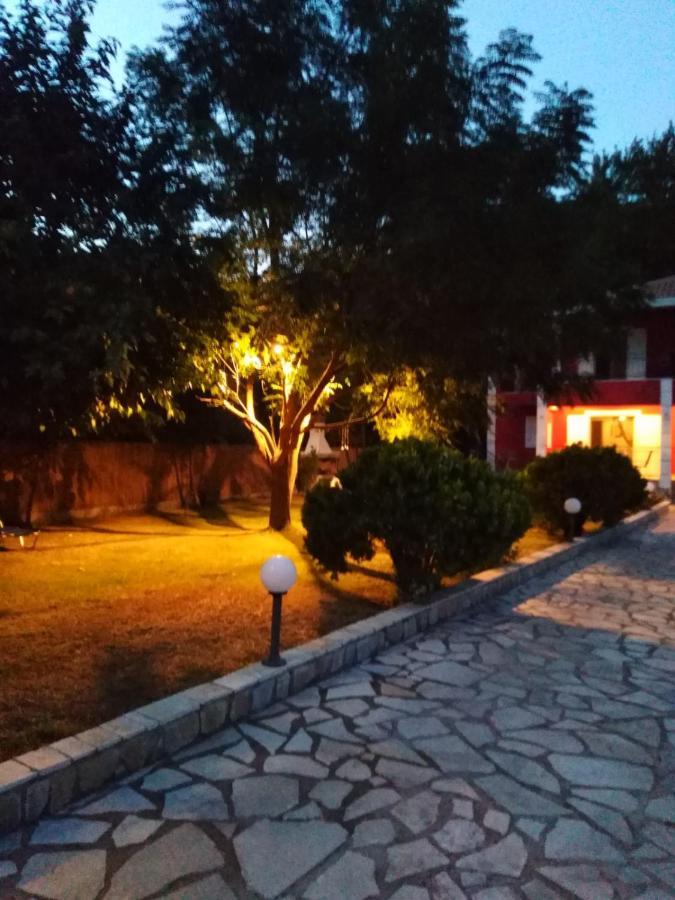 Red Villa Nydri  Ngoại thất bức ảnh