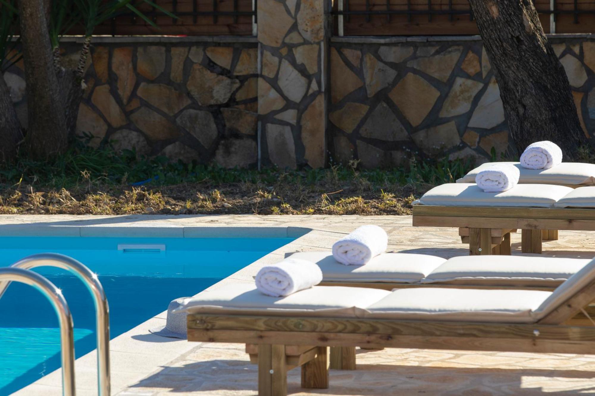 Red Villa Nydri  Ngoại thất bức ảnh