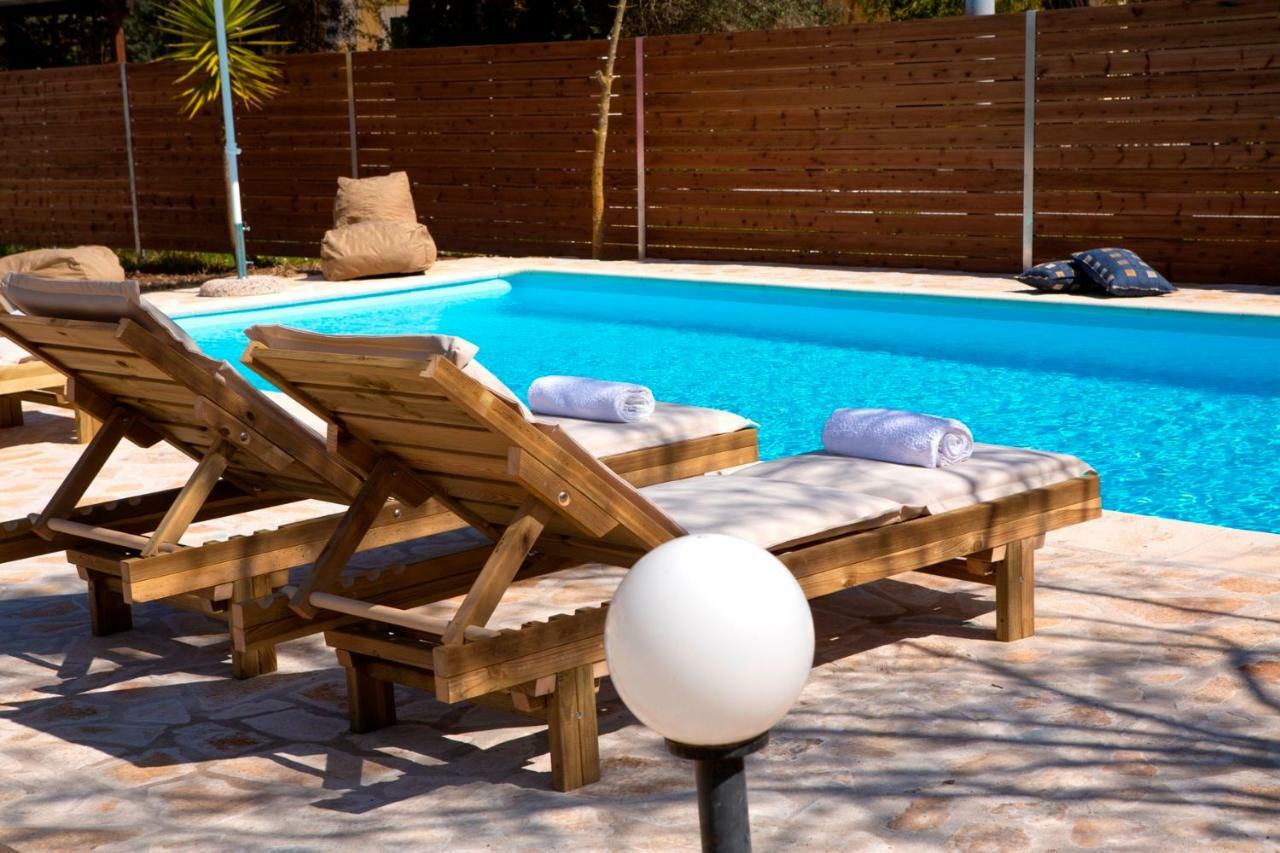 Red Villa Nydri  Ngoại thất bức ảnh